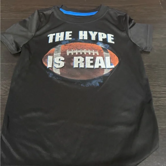 Boys Athletic Shirt Lot - Includes 6 total Size 5-5/6 - Picture 9 of 10